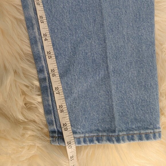 Union Bay Women's Blue Mid Washed Tapered High Waist Mom Jeans Size 5/6 - Picture 2 of 8